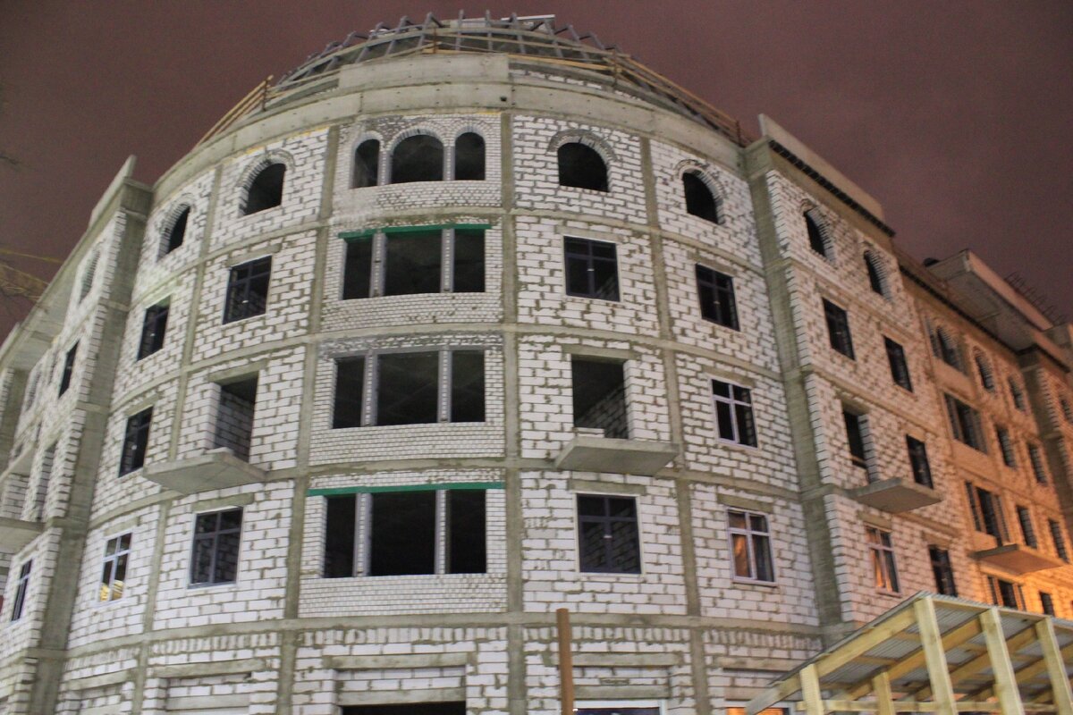 Фото недостроенного дома