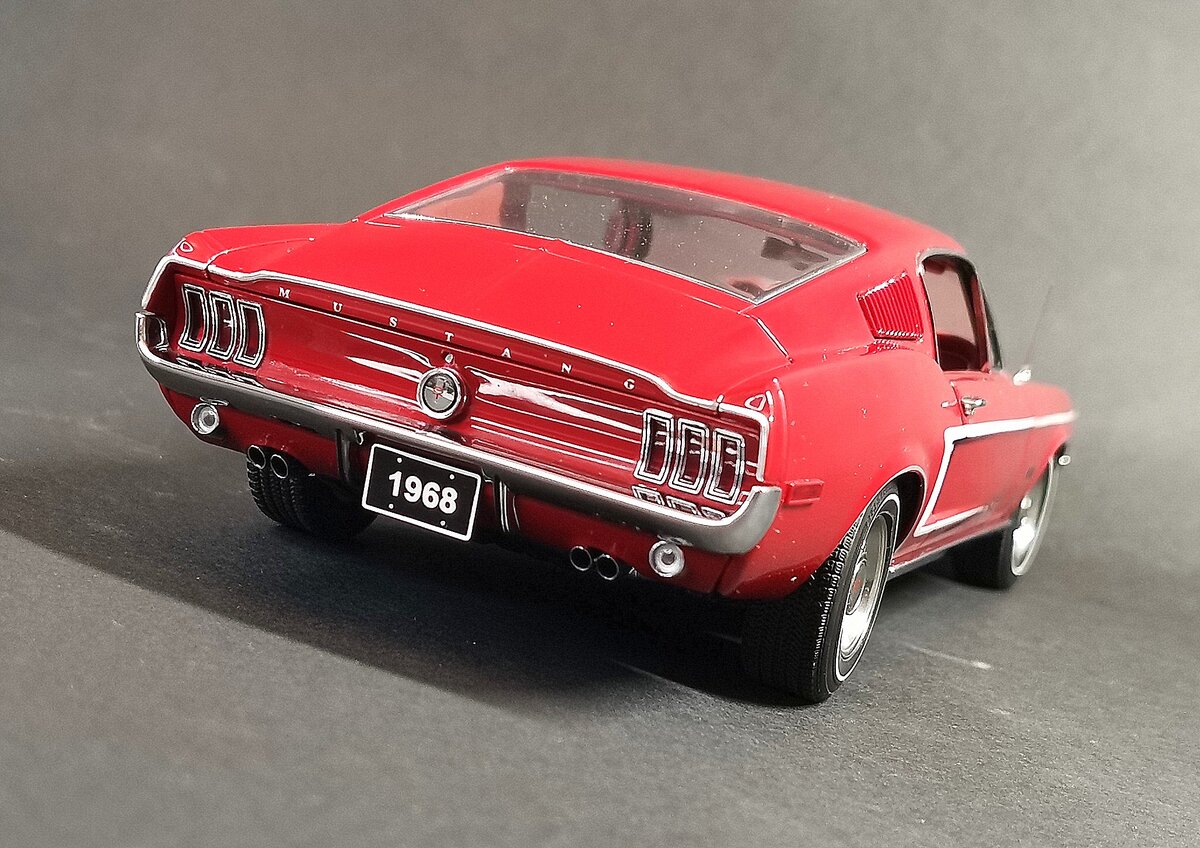 Как АвтоАрту удалась одна из самых красивых моделей - Ford Mustang GT 390  Fastback 1968 | Мир 1:18. Масштабные модели авто | Дзен