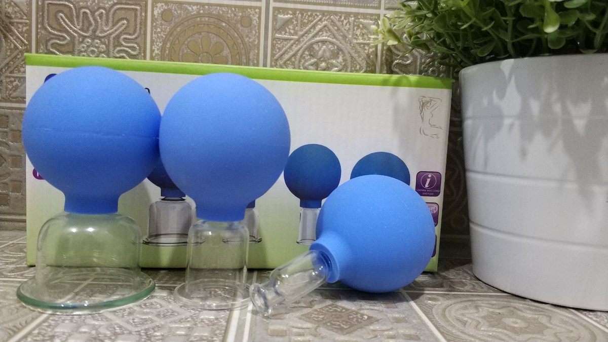 Читайте показания и противопоказания к применению вакуумных банок