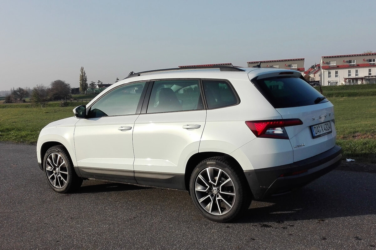 Karoq может быть оснащен девятью подушками безопасности.