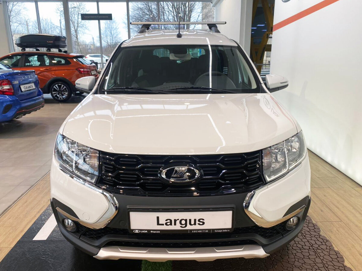 Вид впереди