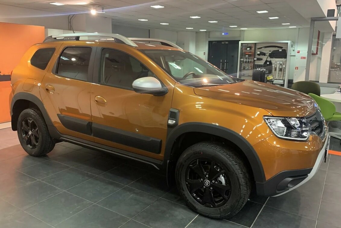 Renault Duster 2021 оранжевый