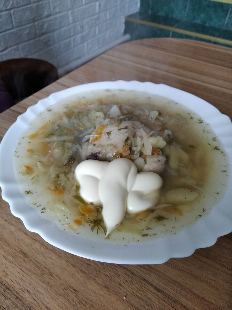 Свежий борщ с майонезом