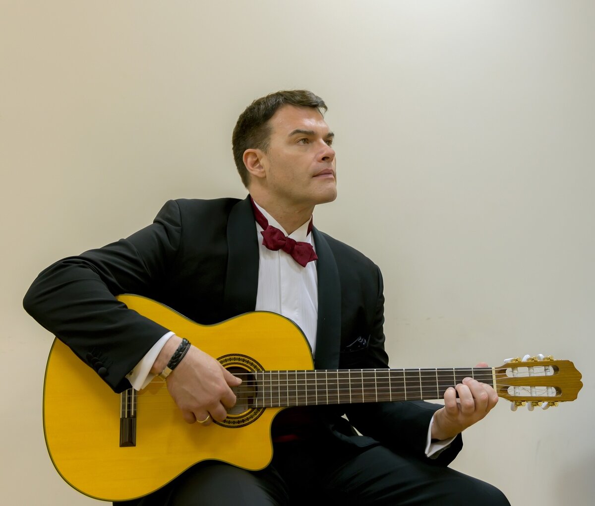 Первенство Евгения Дятлова подтвердили и наши читатели. Фото Яндекс.Картинки.