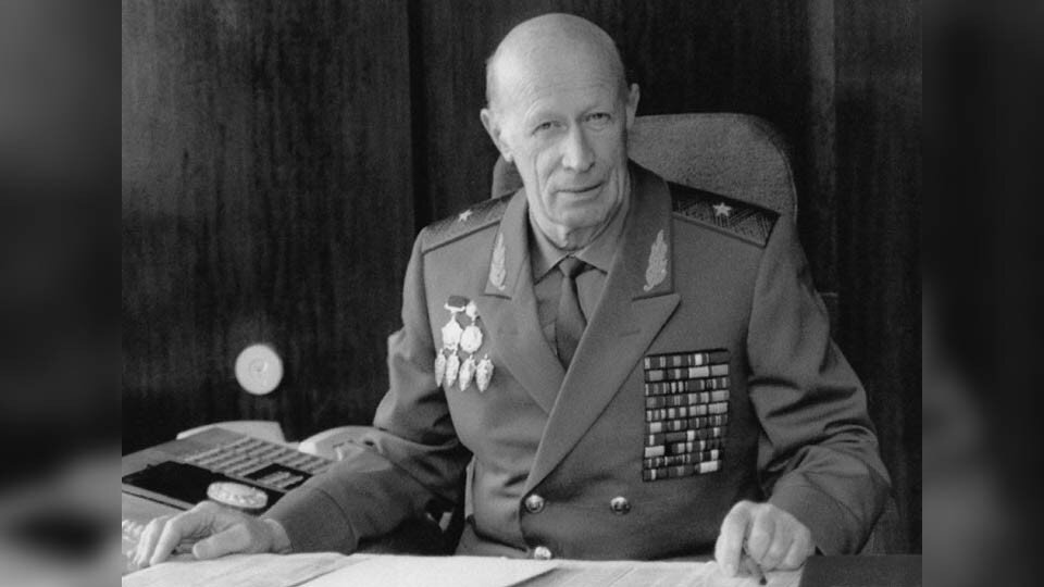 Юрий Дроздов ( фото с life.ru)