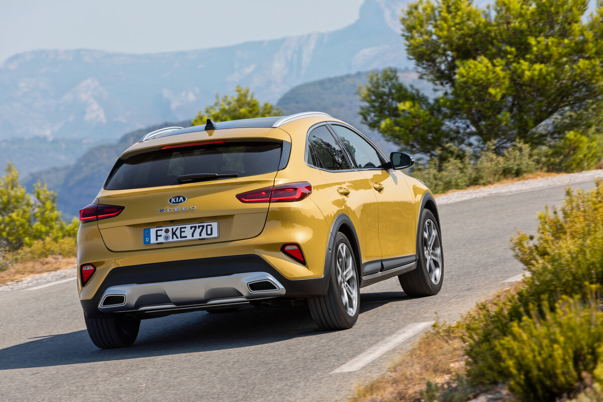 Kia X-Ceed 1.5 T-GDI: защита днища , как декоративный элемент