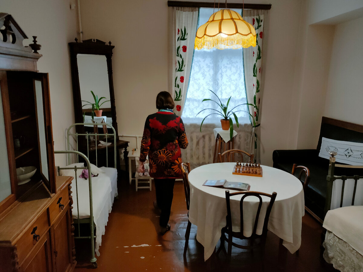 Музей ценен хотя бы своей обстановкой!