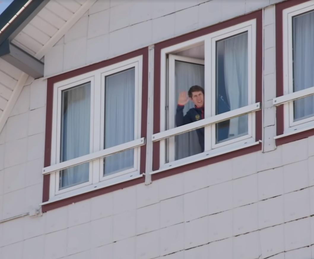 Эдуард Латыпов в своём оберховском номере