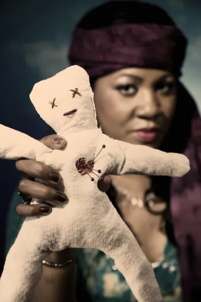 Мастер культа Вуду