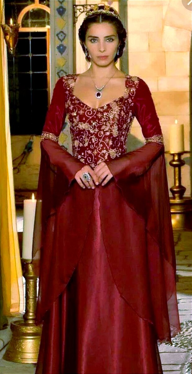 Качество фото не очень, зато почти в полный рост