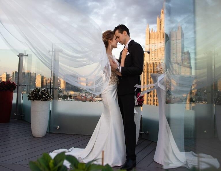 Фото из личного архива. Ну не мышат же ставить на заставку?