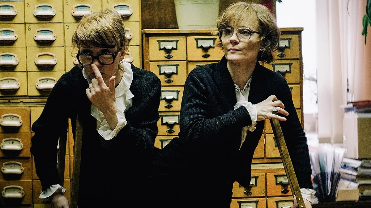 1 августа 2022 года у сестер-близнецов день рождения. Фото: кадр из фильма