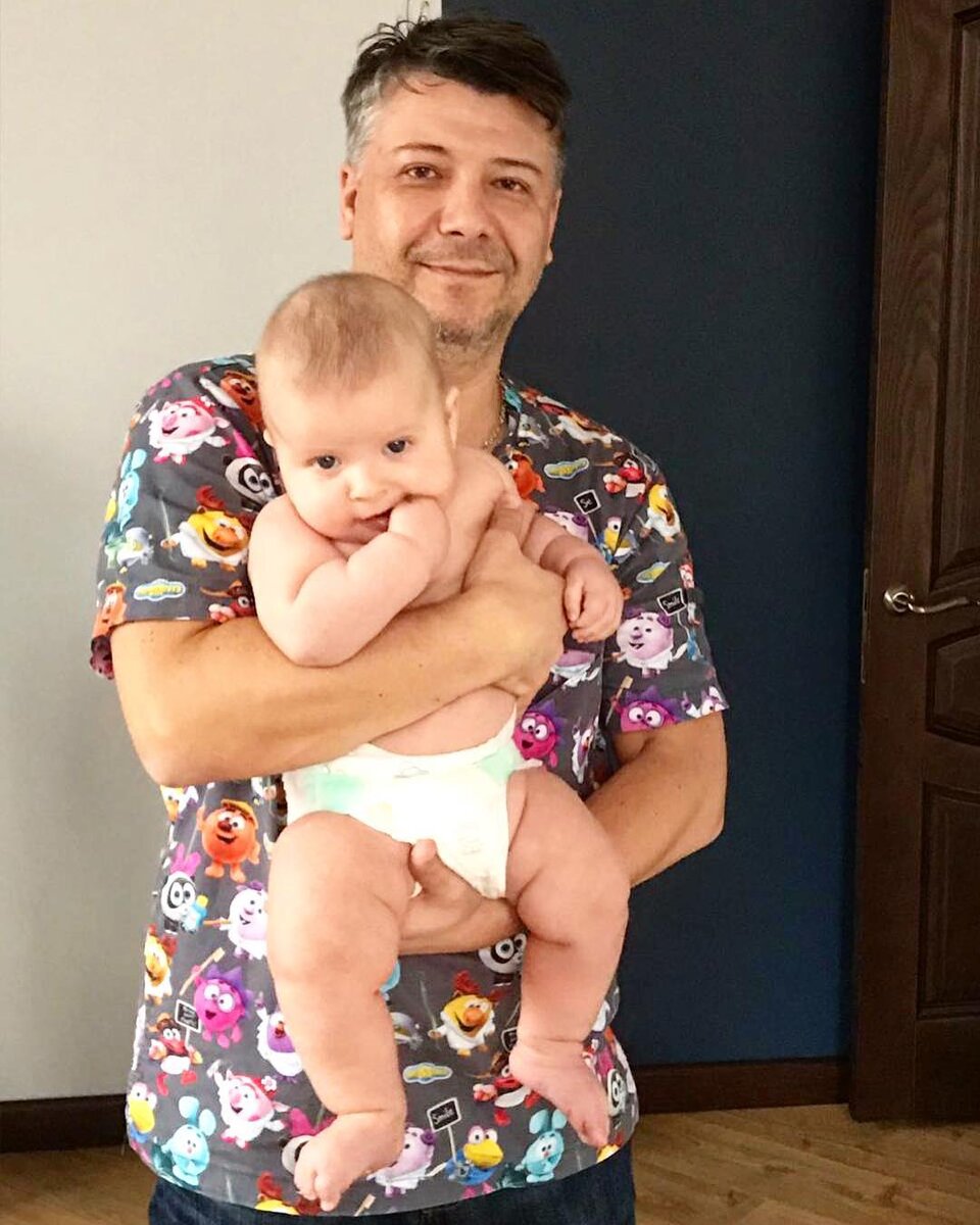 Детский массажист Игорь Новокриницкий