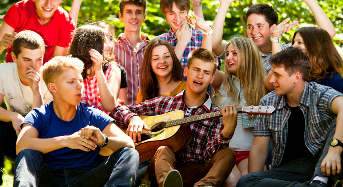 в кругу друзей