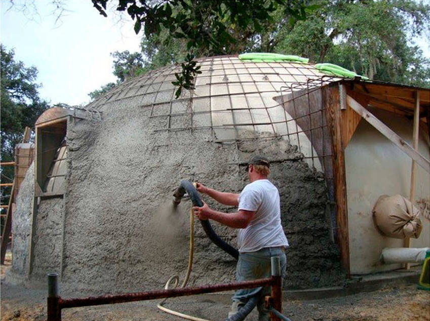 Монолитные купольные и органические дома из бетона | Dome home, Geodesic dome homes, Unusual homes