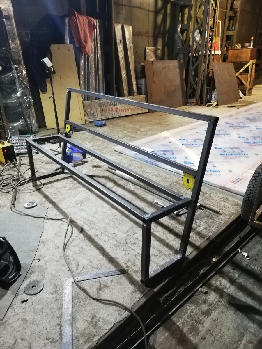                                                          угол наклона спинки примерно 10 градусов