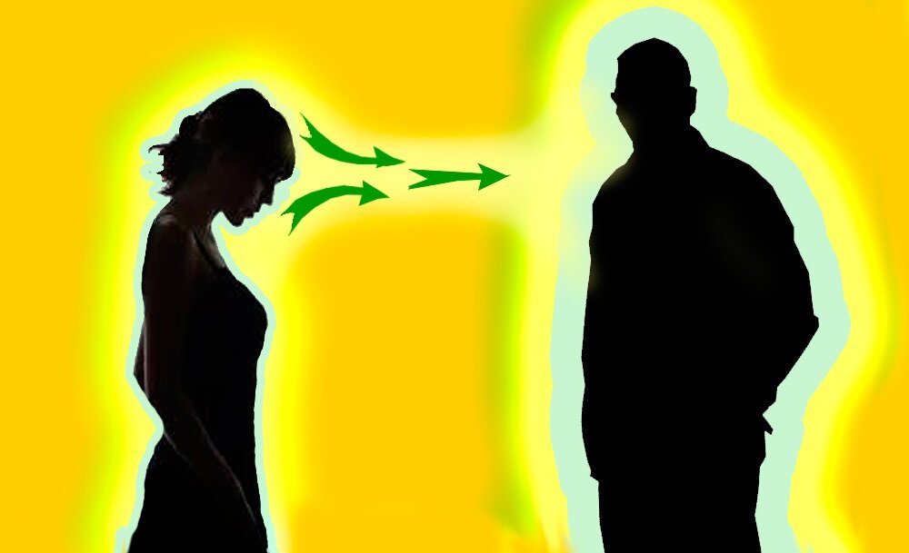 Абьюзер постепенно отбирает у жертвы весь свет на себя, погружая ее во все большую тьму