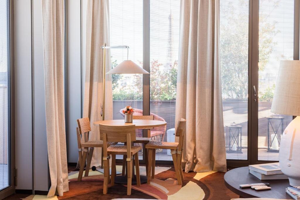 Источник: https://www.booking.com/hotel/fr/brach-paris.ru