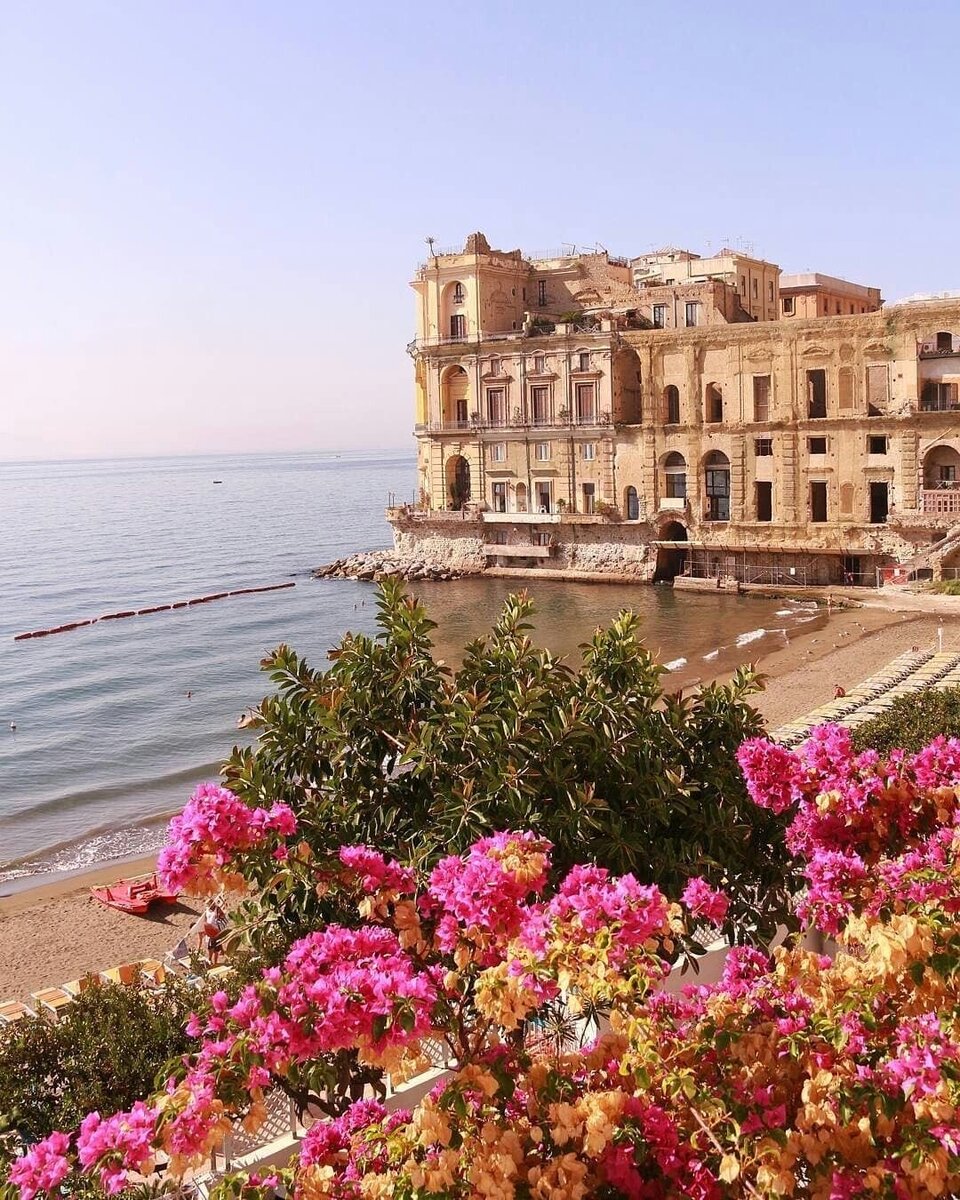 Неаполь 🇮🇹 