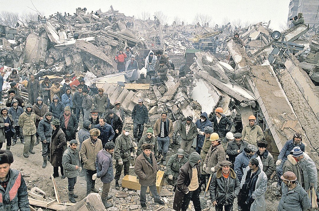 Армения землетрясение фото 1988