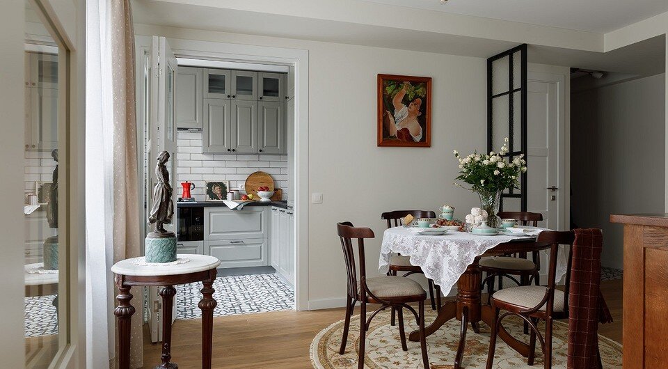 Instagram: @chegarova