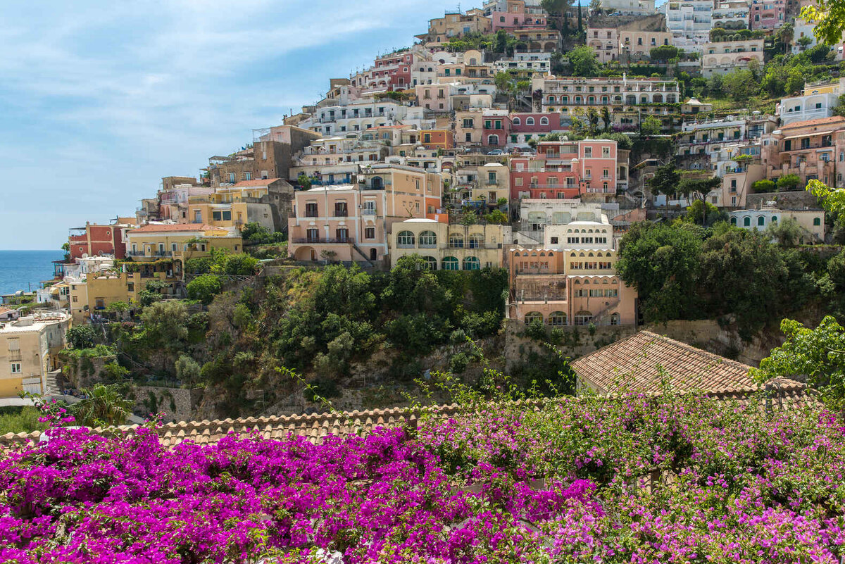 Famous town. замок кохем рейнланд-пфальц. общественный дом прага. замок кохем германия. теннесси нашвилл фото города.