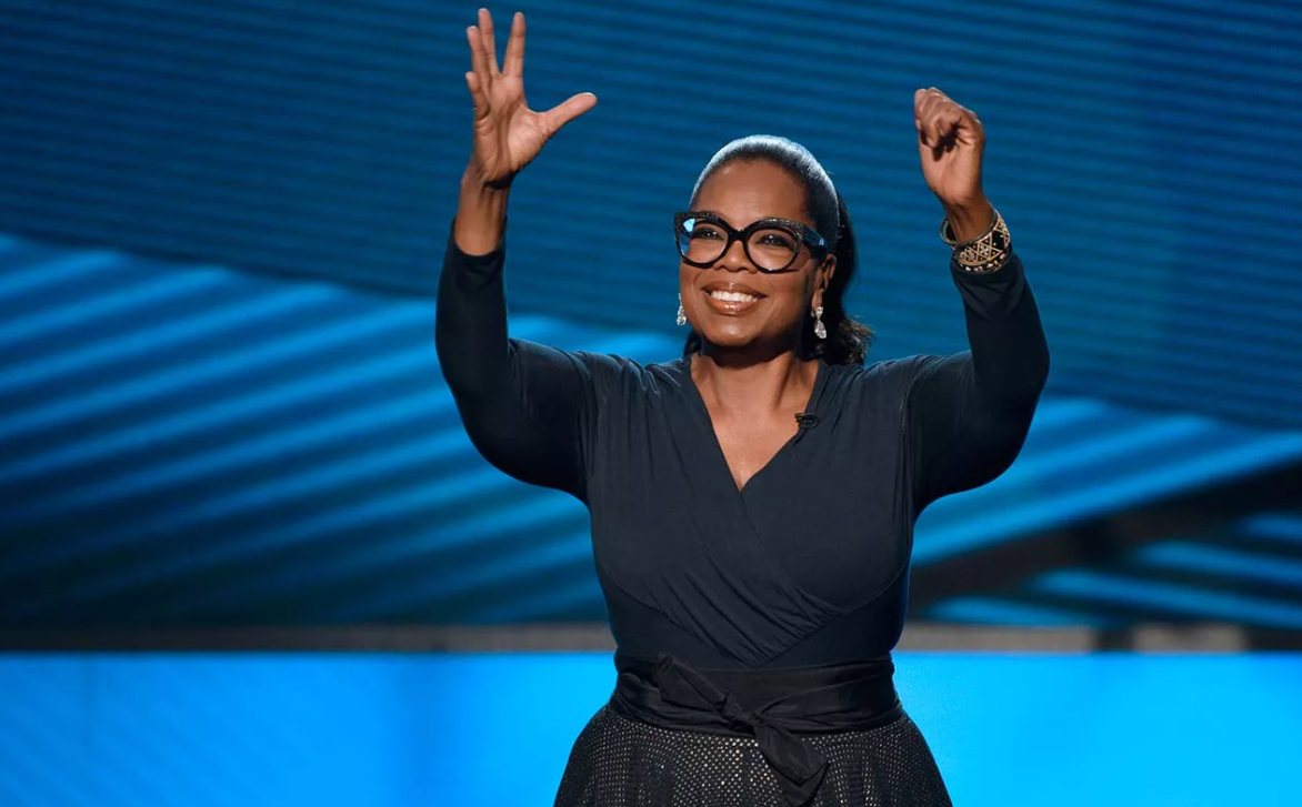 Опра уинфри телеведущая. Шоу опры уинфри. Опра уинфри. Опра гэйл уинфри. Телеведущую опра уинфри.