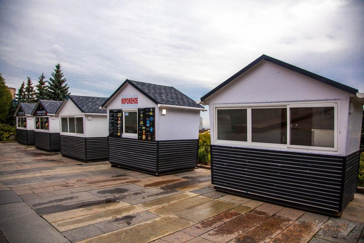 Вот в таком павильоне я и работала. Фото из открытых источников. 