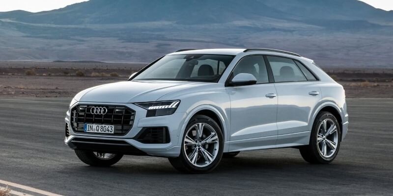 Audi Q8 является купеобразным SUV, который представляет полноразмерный класс. Модель дебютировала 5 июня 2018 года в Китае, в городе Шэньчжень.