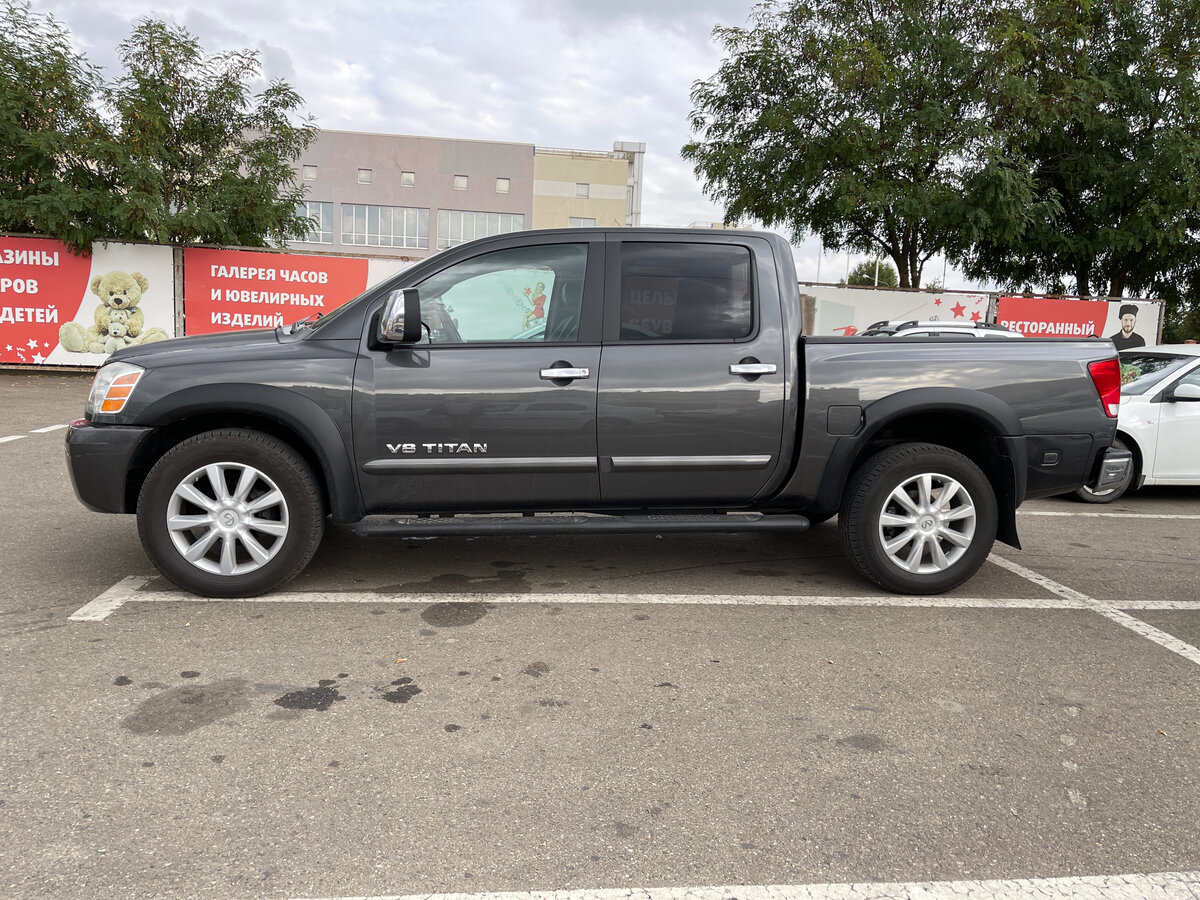 Что самое интересное, размер колес по факту тот же, что и с завода. Просто диски большего диаметра, а покрышки меньшей ширины.