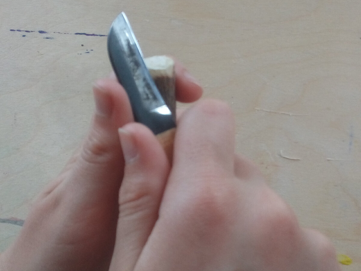 Округление палки с одного конца.