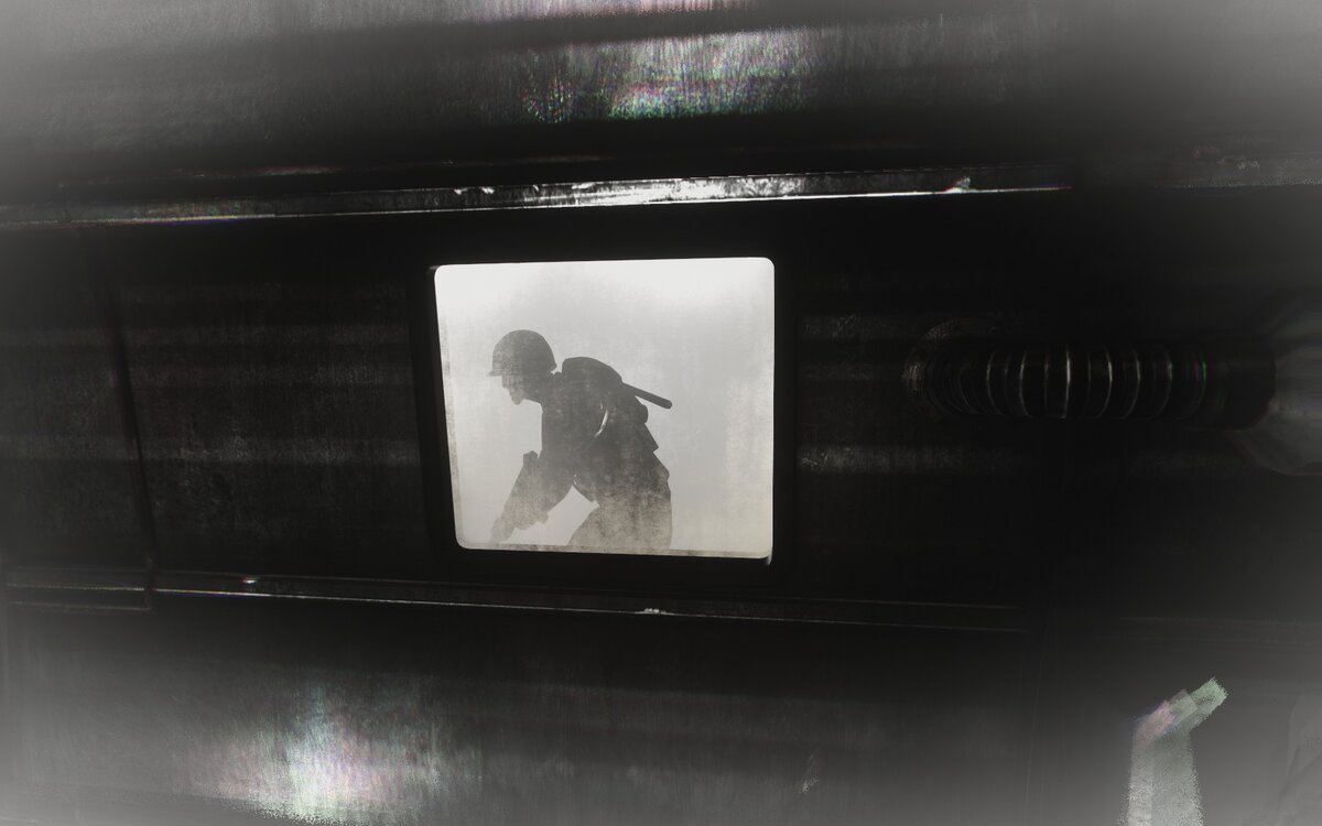 Пассажиры довольно часто видят в своих снах не только солдат, но и рабочих. Я хотел как-нибудь пошутить про спасение недорезанных белогвардейцев, но решил, что не стоит. 