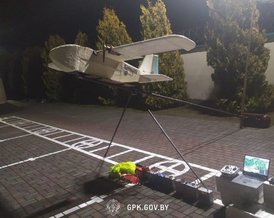     В Госпогранкомитете сказали, что гродненские пограничники пресекли нарушение границы с применением беспилотника. Фото: gpk.gov.by