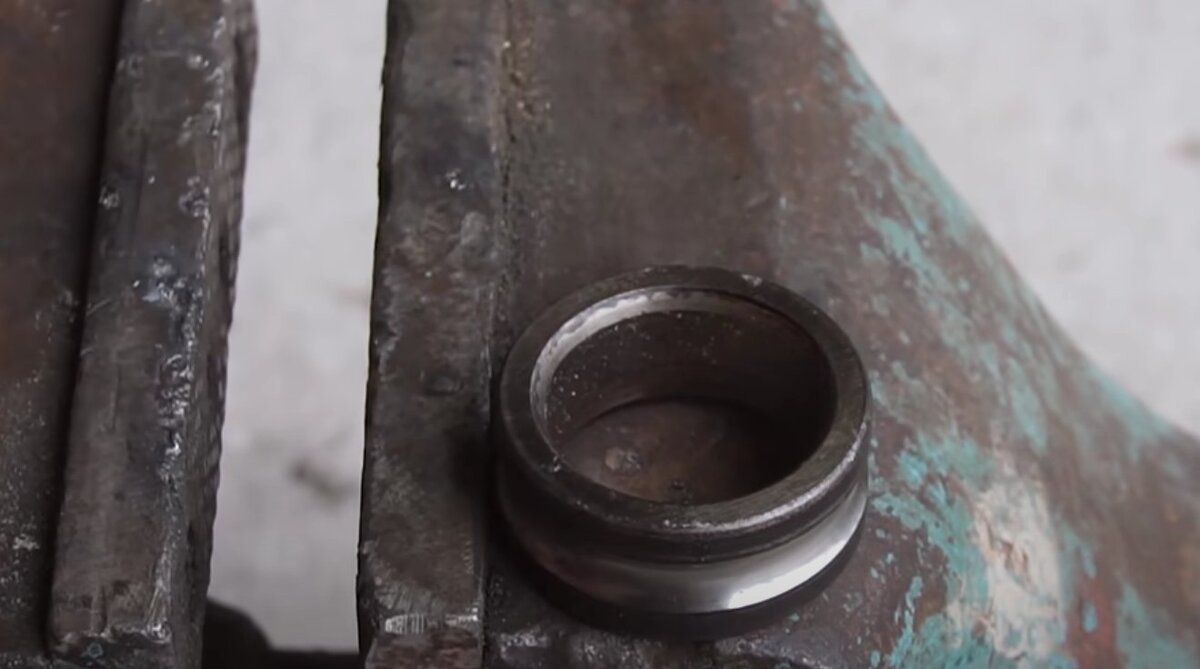      Втулка из подшипника