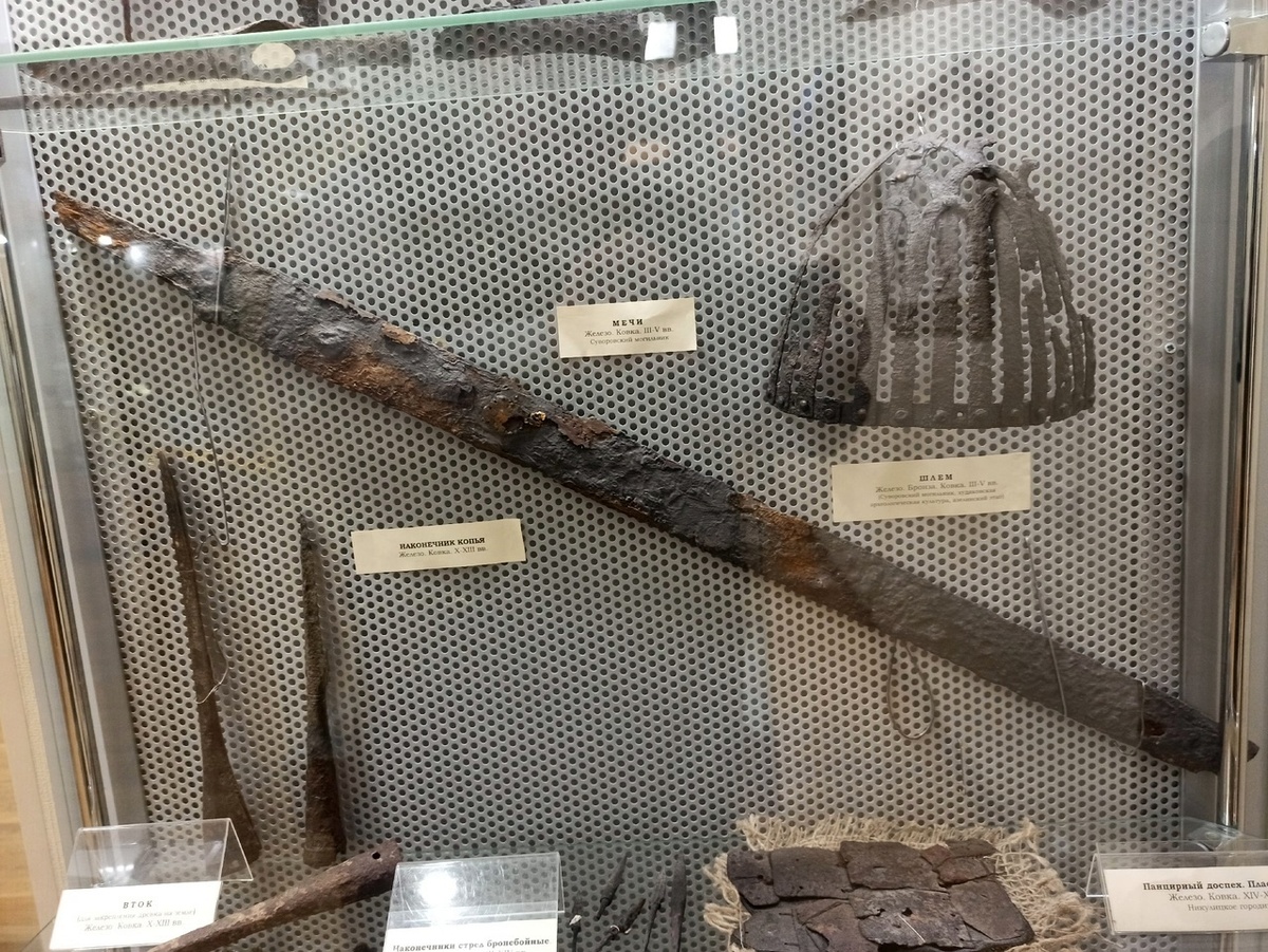 Из фондов КОКМ имени П.В. Алабина. Экспозиция «Россия-Вятка: особенности национальной истории»