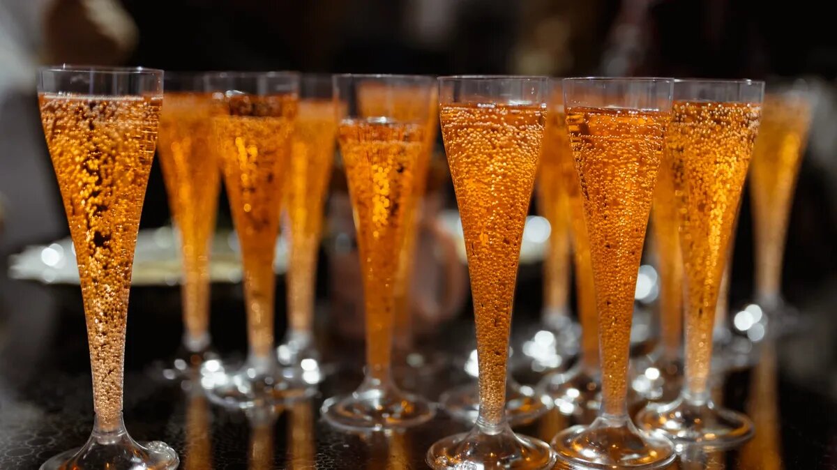 На выпускном не будет алкоголя. Фото: www.piqsels.com