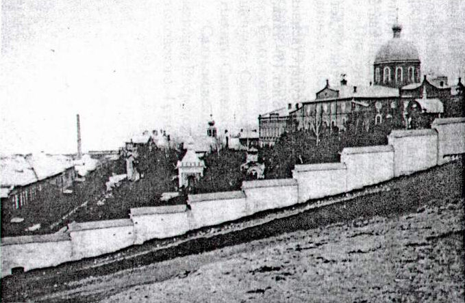 Фото около 1900 года отсюда: http://oldsamara.samgtu.ru/part_2/page_04/html/sf-1900-36.html
