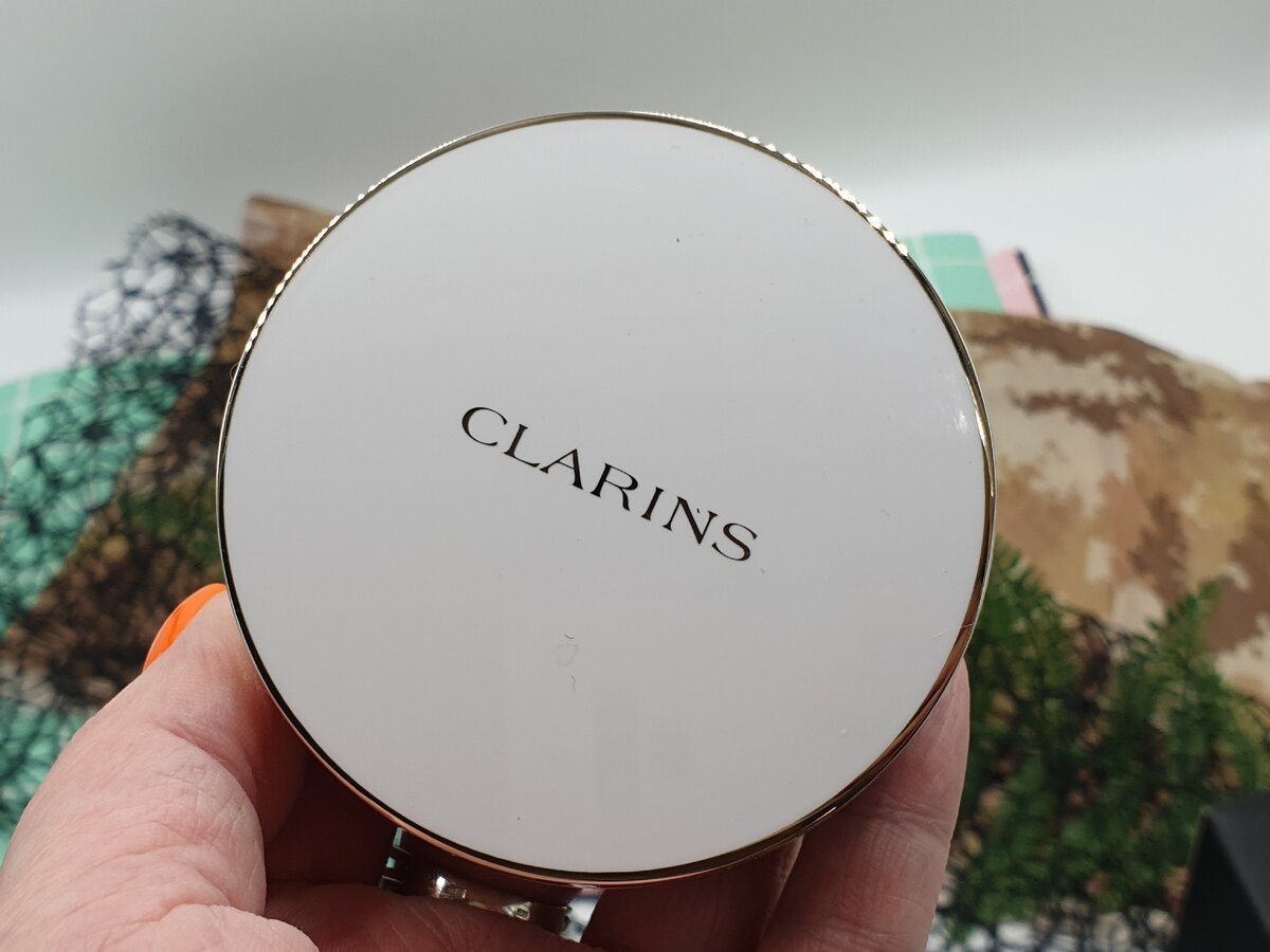 Листайте карусель с фото нажатием на стрелочку на фото справа