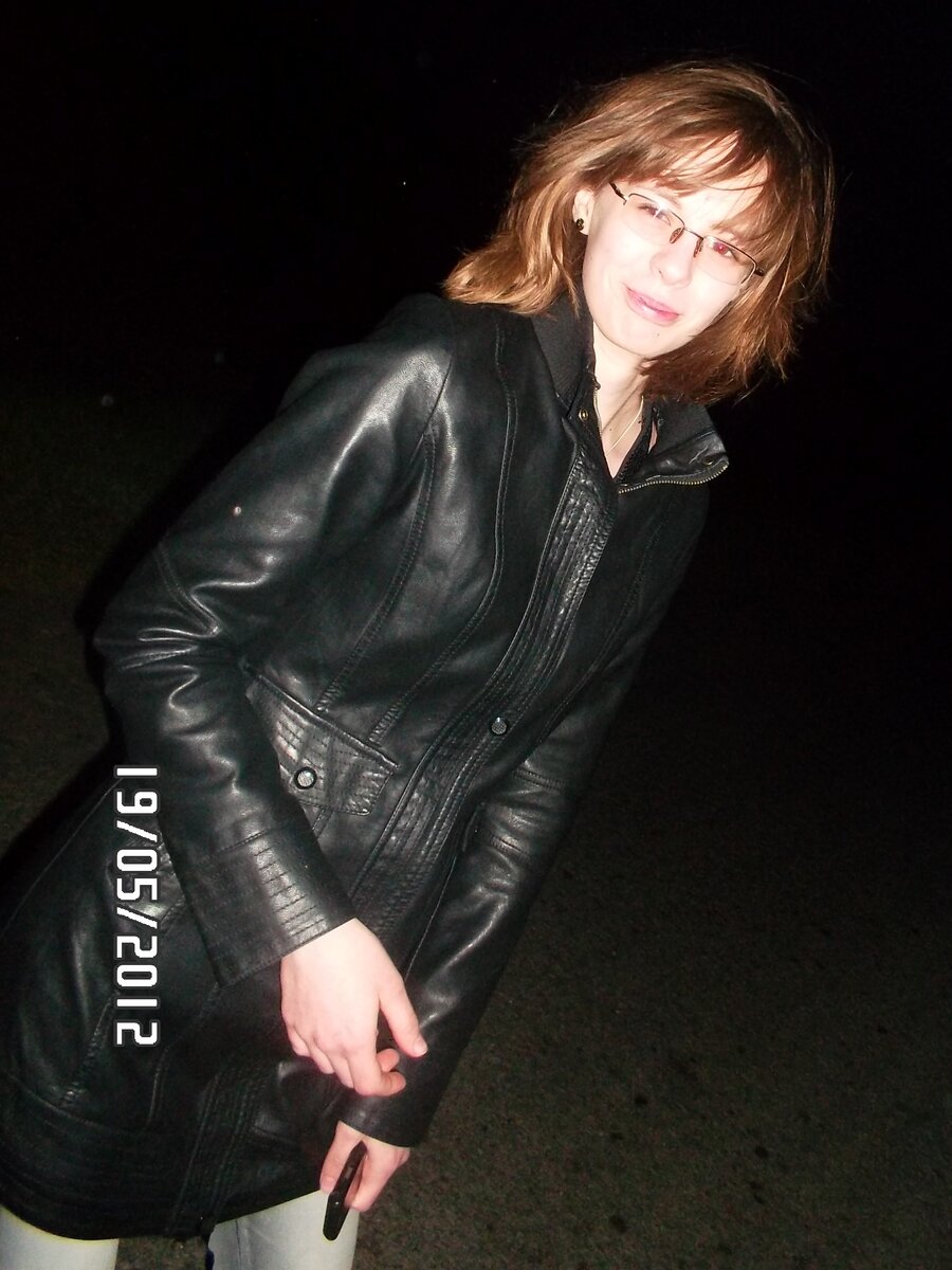 Возможно это пальто до сих пор хранится где-то дома