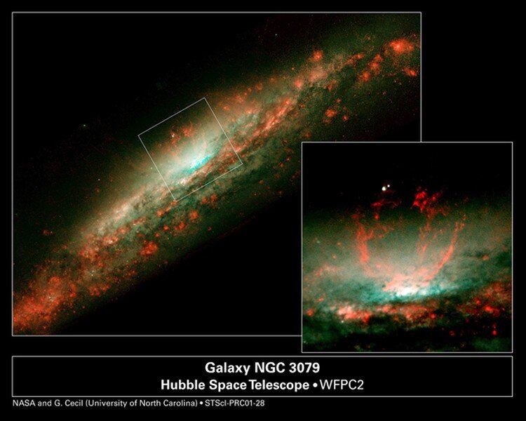 фото галактики NGC 3079 