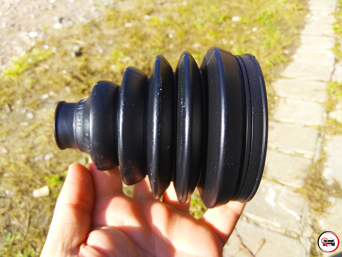 Пластиковый пыльник ШРУСа 