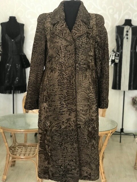 Реконструкция пальто из каракульчи. Ателье Ирины Берзиной.