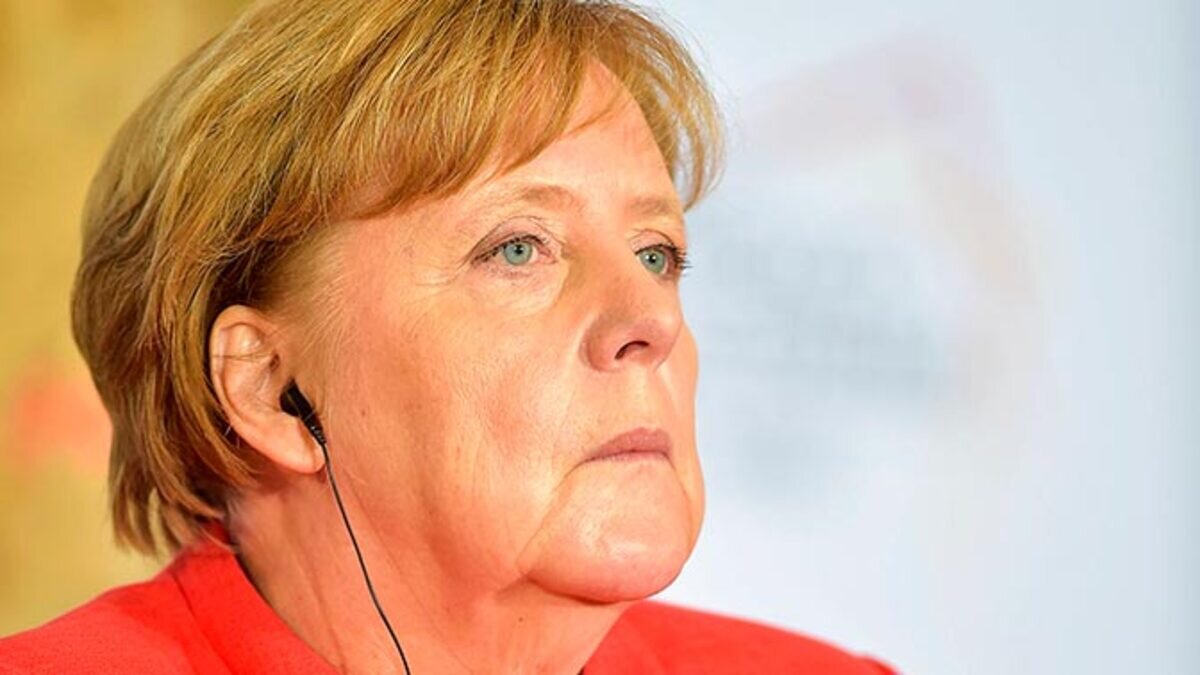 Офигевшая Меркель