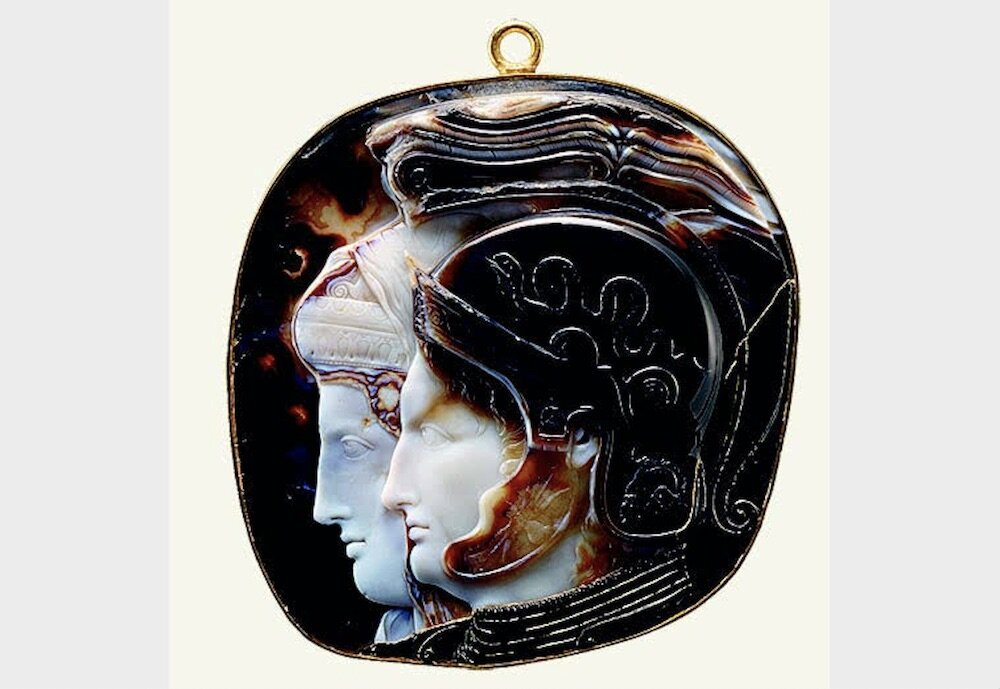 Камея Гонзага. 278–269 до н. э. Индийский сардоникс, высота 11,5 Вена, Музей истории искусства