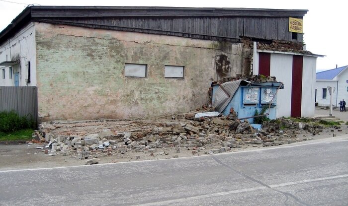 Култук. Здание магазина.