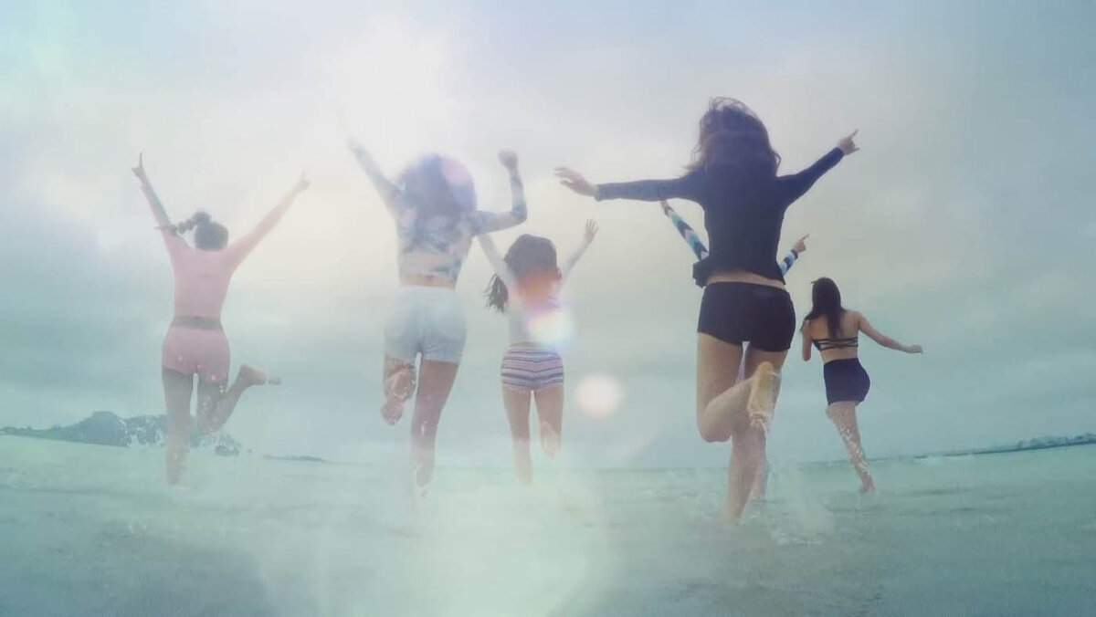 HELLOVENUS – Paradise