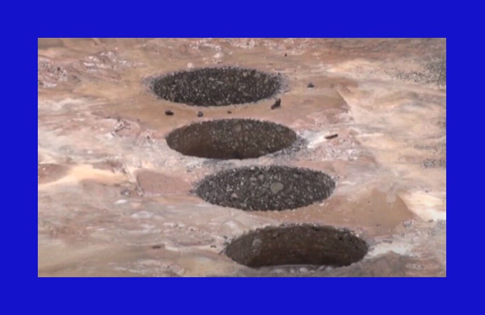 Круглые дыры на дороге. В коллаже скриншот из видео. Используется и распространяется бесплатно по лицензии https://www.youtube.com/t/terms