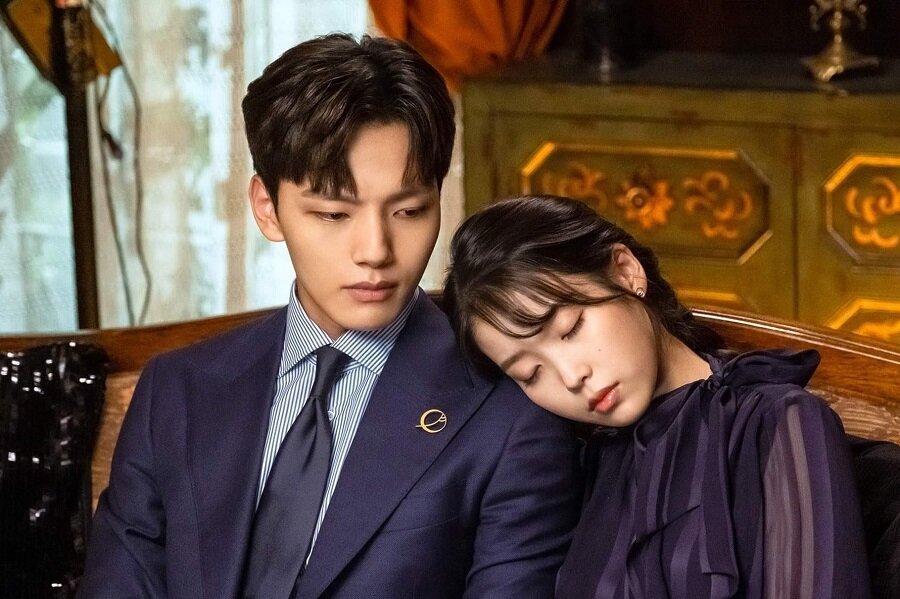 АйЮ и Е Джин Гу в дораме "Отель Дель Луна"