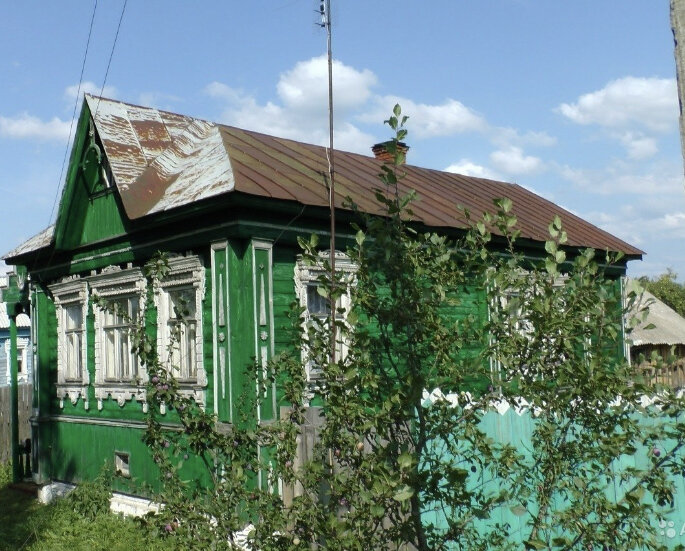 Вот такой был дом, когда купили