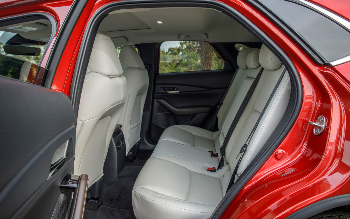 mazda cx 30 интерьер